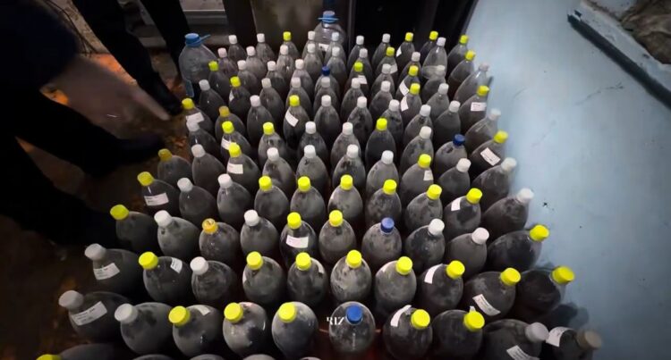 Екібастұзда заңсыз ішімдік шығаратын жасырын цех әшкере болды