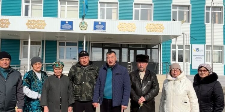 Ауыл тұрғындары үлгі көрсетті: Қосқұдықта бір көшенің халқы түгел дауыс берді