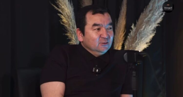 Мемлекеттік қызметтен таксиге: Талғардың бұрынғы басшысы желіде трендке айналды