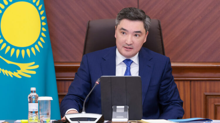 Бектенов базарлардағы «ұйымдасқан топтарды» құрықтауды тапсырды