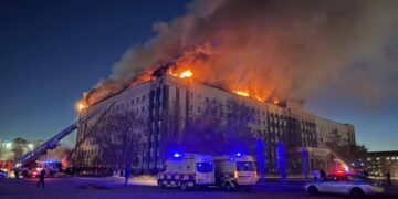 В Актобе начато расследование по факту возгорания в здании областного акимата