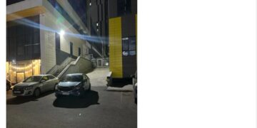 Қайғылы жағдай сабақ болмады: «Көркем-3» ТК ауласында көліктер жолды тағы да бөгеп тастады