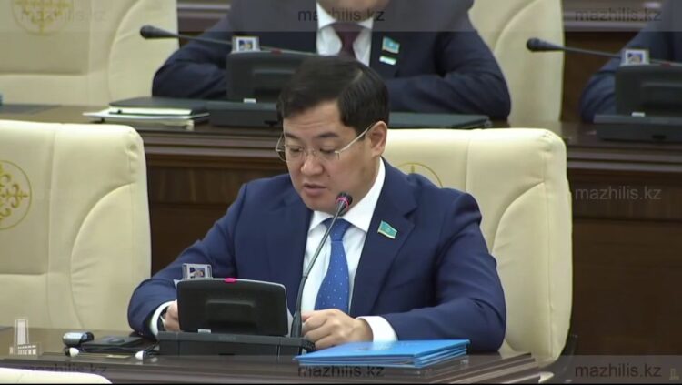 Олжас Құспеков: «Адам өмірі мүліктен қымбат» — жедел қызметтерге кедергілерді жою құқығы берілмек