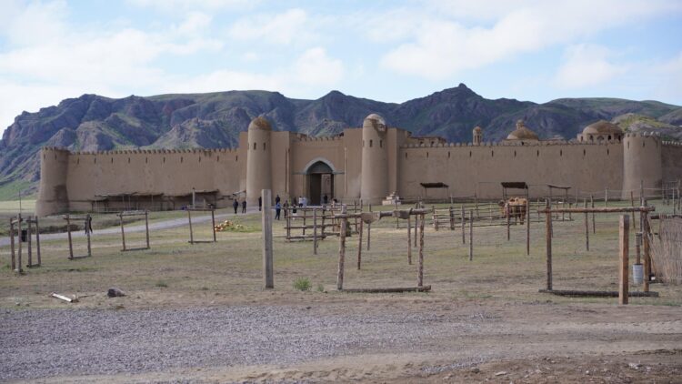 Көшпенділер қалашығында» экопарк пайда болды: 500 ағаш егілді