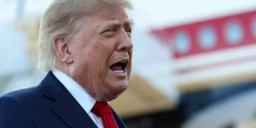 Белый дом запустил круглосуточный Trump TV на фоне конфликта с американскими СМИ