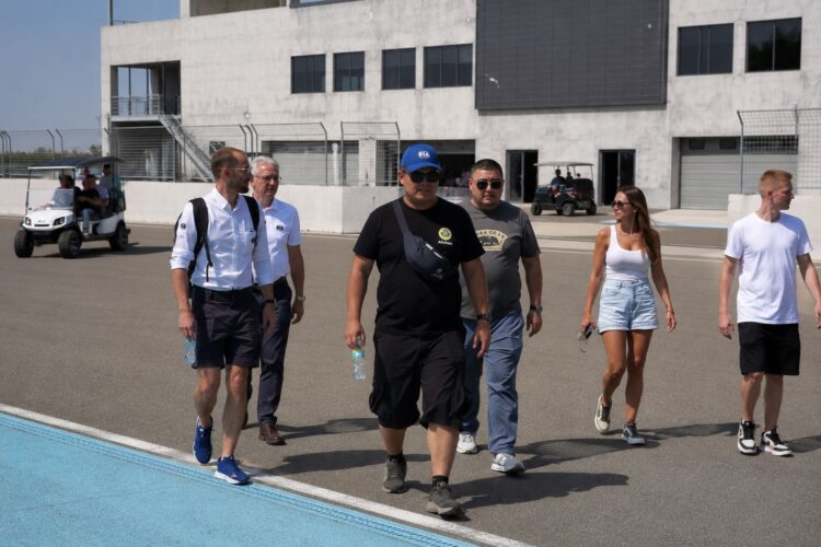 Инспекторы FIA прибыли на «Сокол» перед первым Кубком по дрифту в Центральной Азии