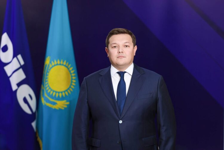 Оралов, Байтилесов и Жумагазиев стали заместителями председателя партии «Әділет»