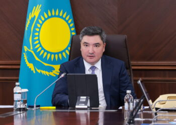 Бектенов Семейдің жылу желілеріне байланысты Абай облысы әкімінің орынбасарын жазалауды тапсырды