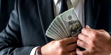 Доход от 350 тысяч тенге на человека: как казахстанские семьи разделили по достатку