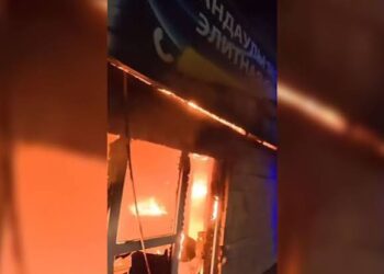 В Талдыкоргане загорелась пекарня, пострадал мужчина