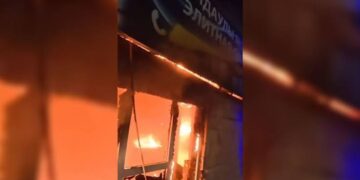 В Талдыкоргане загорелась пекарня, пострадал мужчина