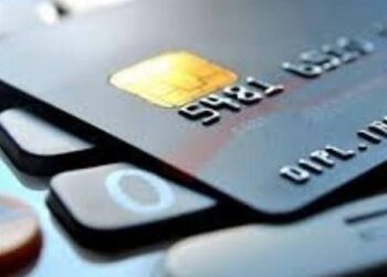 Семейлік студенттің шотына интернет-алаяқтық құрбандарынан 16 млн теңге түскен