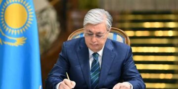 Токаев досрочно прекратил полномочия маслихатов всех уровней