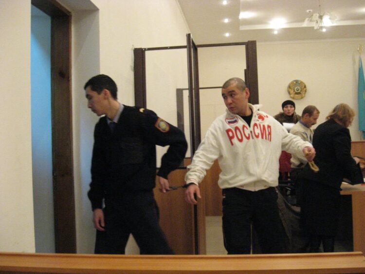Займы под 120 процентов годовых: в Костанае осудили ростовщика с оборотом более миллиарда тенге