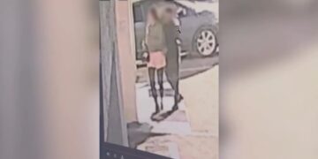 В Астане мужчина преследовал девушку после поездки в автобусе и домогался её